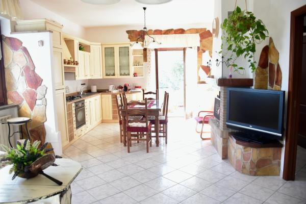La Bouganville, Book Bed and Breakfast Lazio hoteller med parkering, Parkering
