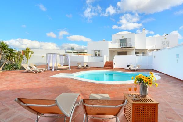 Villa Matilde, Book  Playa Blanca 