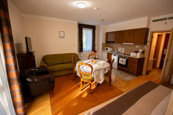 Bernadett Villa Apartman 3, Book Lejlighed Bük 