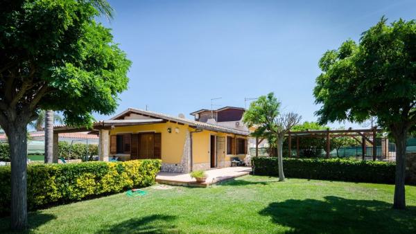 Villa Nina, Book Feriehus Sicilien Sommerhuse, Hytte