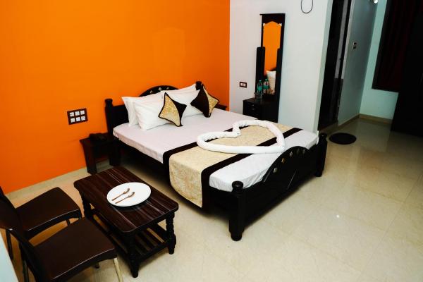 MEGHA RESIDENCY, Book Hotel Hāveri 