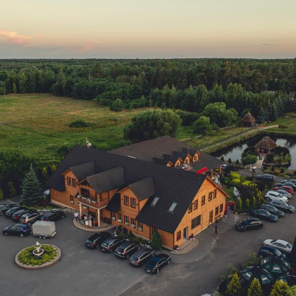 Karczma Góralska Wisznice - Hotel, Restauracja, Sala Weselna, Zoo, Book  Hoteller i Lubelskie med parkering, Parkering