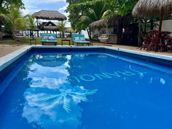 Hotel Tranquilo, Book Hotel Hoteller i Leon Region med pool, Swimmingpool