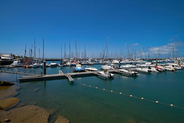 Villa Linda con Piscina Privada, Book Villa Hoteller i Canary Islands med parkering, Parkering