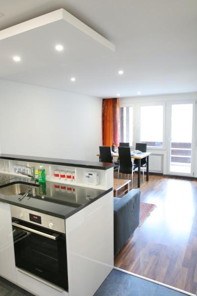2.5 Zimmerwohnung für Sportler & Familien WHG 132 & WHG 612, Book Lejlighed Taesch hoteller med parkering, Parkering