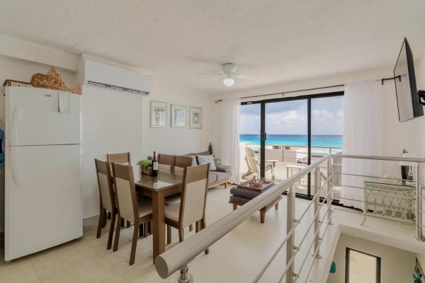Cancun Hotel Zone -2 BR Beachfront, Bright and Spacious, Book Lejlighed Cancún Quintana Roo