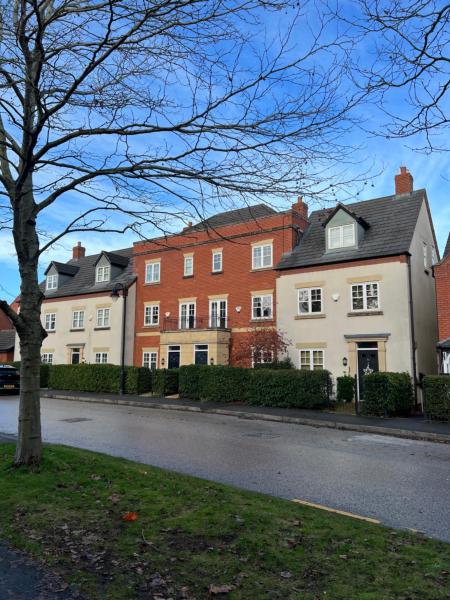 Upton Grange Townhouse, Book Pension Chester Cheshire