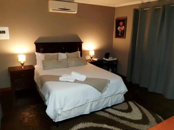 Tapologo Lodge, Book Bed and Breakfast Zeerust North West