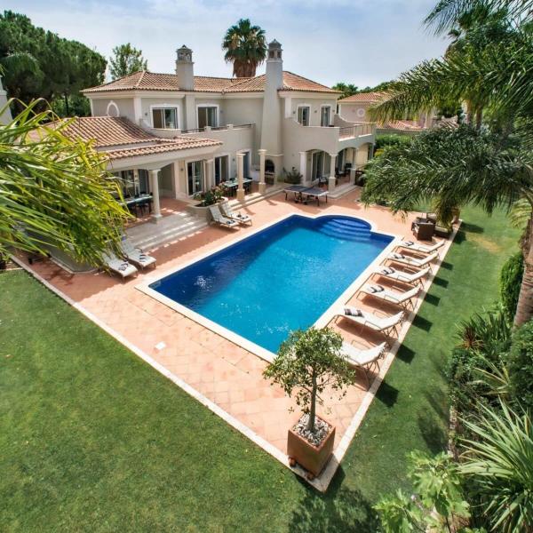 Villa Millennium luxury villa relaxing location, Book Villa Almancil 