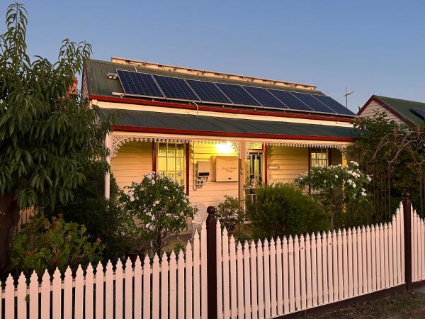 Foundry Cottages, Book Bed and Breakfast Rutherglen Murray River