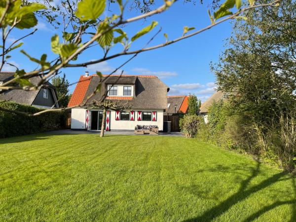 Buitenplaats 5, Book Villa Callantsoog 