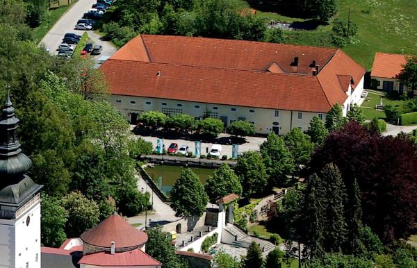 Schlossbrauerei Weinberg - Erste oö. Gasthausbrauerei, Book Mini-hotel Mini-hoteller i Upper Austria, Mini-hotel