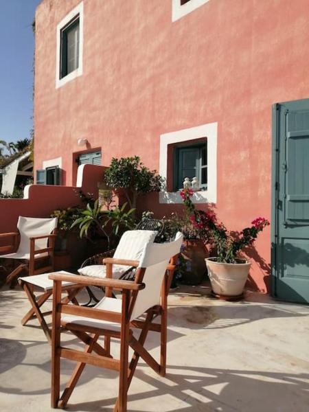 CASA DEI MELOGRANI at Vourlidia Leros, Book Feriehus Vromolithos Leros
