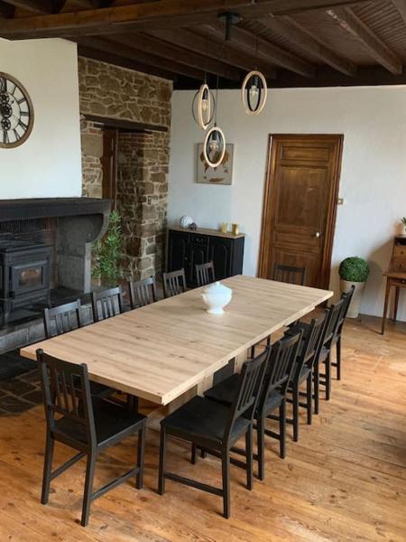 Gîte de Lafayette, Book Feriehus Hoteller i Rhône-Alps med parkering, Parkering