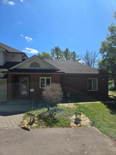 Resort style entire guesthouse-2 rooms, Book Villa Tottenham Ontario