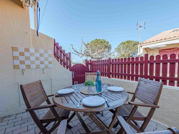 Holiday Home Santa Barbara-11 by Interhome, Book Feriehus Corbières hoteller med parkering, Parkering