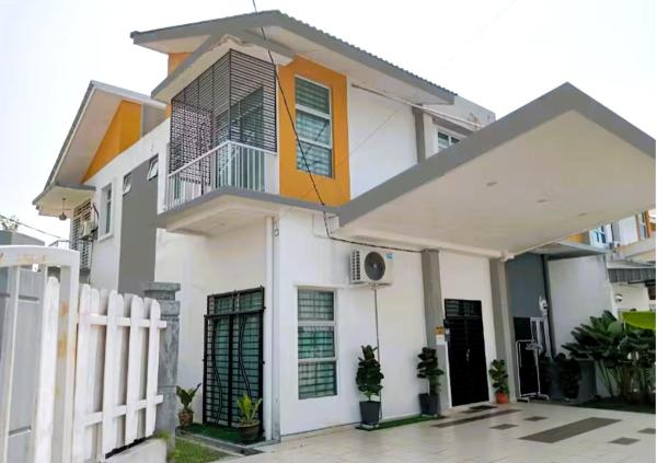 Sarrah Homestay At Kasa Height Residence, Book Feriehus Kampong Alor Gajah Melaka