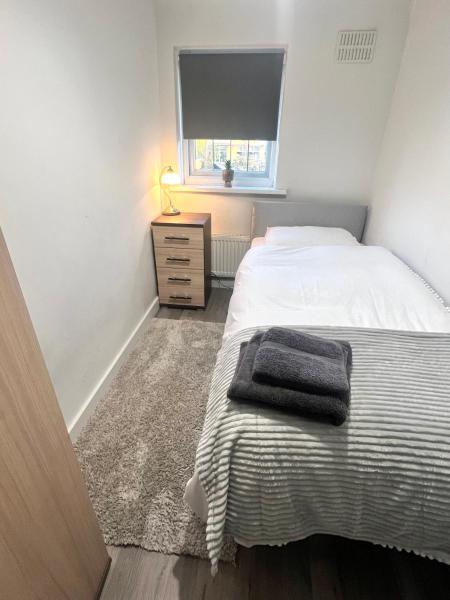 Lovely Single Room, Book Pension Merseyside Gæstehuse, Pension