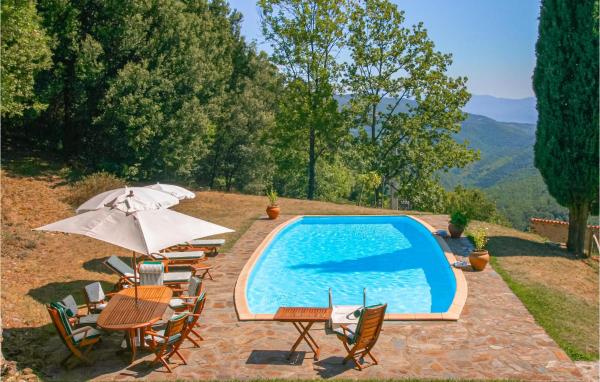 3 Bedroom Cozy Home In Taulis, Book Feriehus Taulis Languedoc-Roussillon