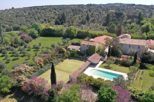 Mas de la Riale, Book Villa Gajan Languedoc-Roussillon