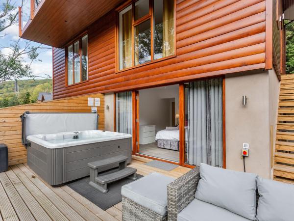 Waterside Lodge Five -Uk38263, Book Feriehus  