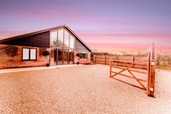 Beautiful Barn Conversion Close To The Broads, Book Feriehus Dilham Norfolk