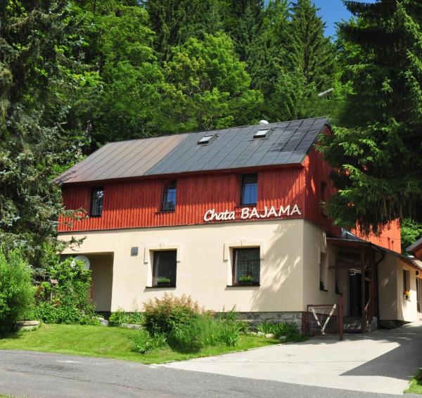 Chata Bajama, Book Pension Liberec Region hoteller med parkering, Parkering