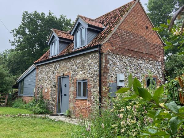 Eden Cottage, Book Feriehus Little Hautbois Norfolk
