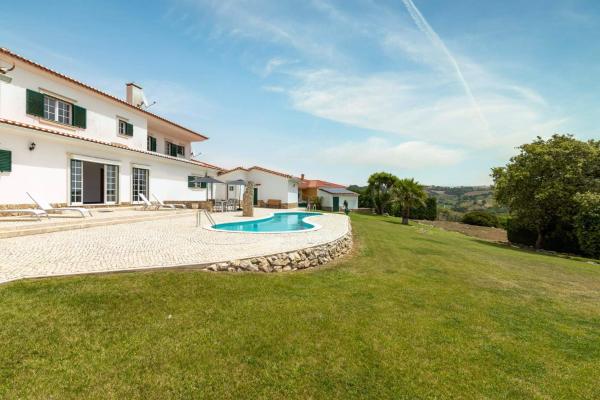 Holiday home in Ribamar - Lissabon Region 42000, Book Feriehus Ribamar Centro Region