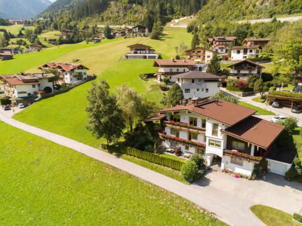 Ferienhaus Oblasser II, Book Feriehus Hoteller i Tyrol med parkering, Parkering