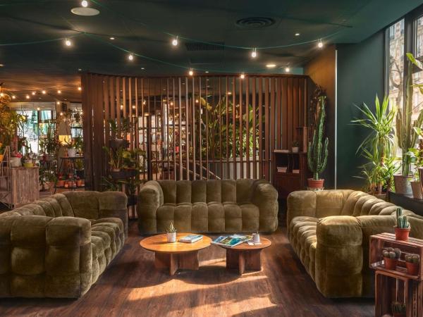 ibis Paris Bastille Opera, Book Hotel Hoteller i Ile de France med pool, Swimmingpool