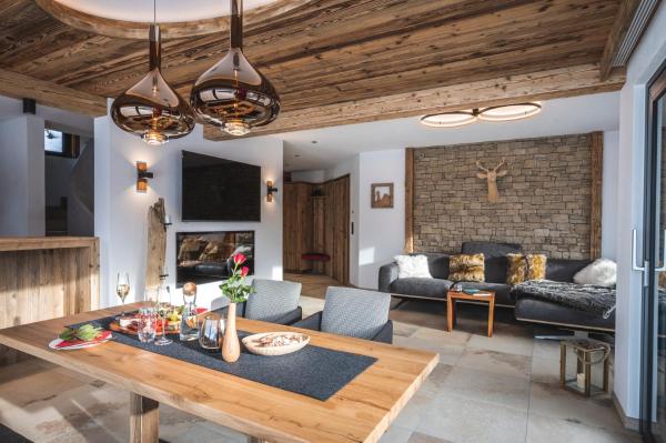 Chalet Steinbock, Book Chalet Hoteller i Tyrol med parkering, Parkering