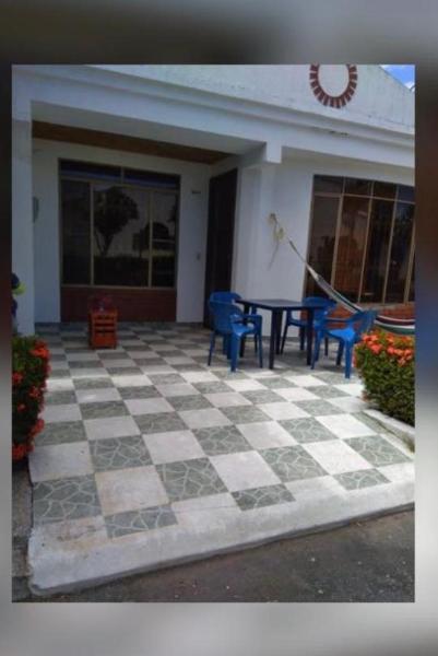 Acogedor y cómoda casa vacacional Condominios Flandes, Book Feriehus Villaer i Girardot, Villa
