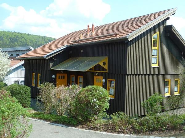 Ferienhaus Nr 6D, Feriendorf Hagbügerl, Bayr Wald, Book Feriehus Waldmuenchen 