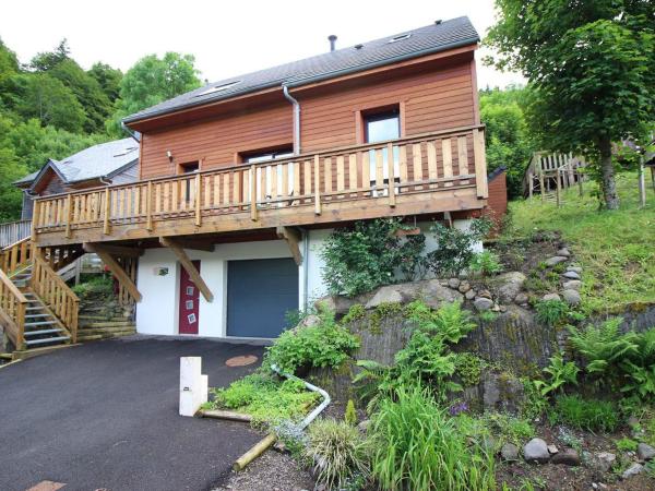 Chalet moderne 92m², Wi-Fi, proche Mont-Dore - FR-1-608-206, Book Chalet Hoteller i Rhône-Alps med parkering, Parkering