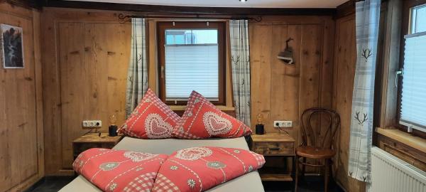 Doras Lechtraum, Book Feriehus Hoteller i Tyrol med parkering, Parkering