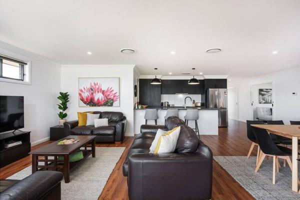 'Campanile House' The Ultimate Mudgee Adventure, Book Feriehus Putta Bucca Villas, Villa