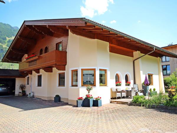 Bergkristall, Book Lejlighed Hoteller i Tyrol med parkering, Parkering