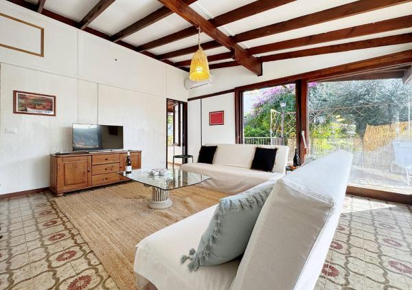 Solemar Sicilia - Seaside House, Book Villa Santa Flavia hoteller med pool, Swimmingpool