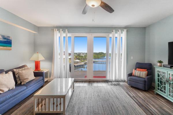 Laketown Wharf 335! 1 BD, 2 Bathroom with Amazing Amenities, Book Feriehus Hoteller i Panhandle Florida med parkering, Parkering