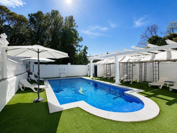 Hostal El Brillante - Alojamientos El Duque, Book Feriehus Billige hoteller i Madrid