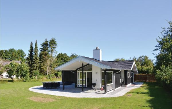 Gorgeous Home In Gilleleje With Wifi, Book Feriehus Sjælland hoteller med parkering, Parkering