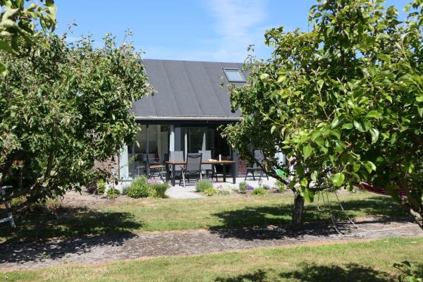 Buitenplaats Schouwen, Book Feriehus Burgh Haamstede 