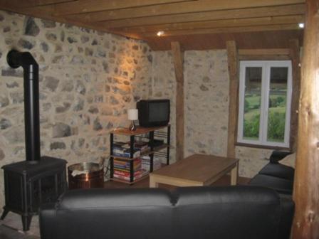 Gite Clara, Book Feriehus Hoteller i Bassignac-le-Haut med pool, Swimmingpool