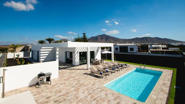Blancazul Villa Gazmira, Book Villa Playa Blanca 