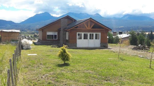 Mi casita en la loma, Book Feriehus Hoteller i Patagonia med parkering, Parkering