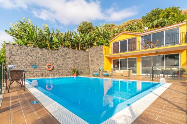 Zeza´s house, Book Feriehus Hoteller i Calheta med pool, Swimmingpool