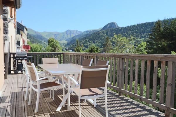 LAtelier de Claire, Book Feriehus Hoteller i Rhône-Alps med parkering, Parkering