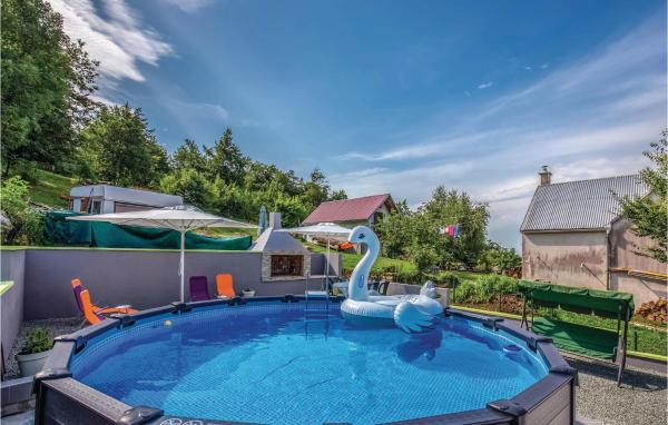 Gorgeous Home In Zlobin With Heated Swimming Pool, Book Feriehus Kvarner Villas, Villa