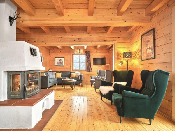 Alpenglück Chalet Schladming - Dachstein by AA Holiday Homes, Book Chalet Sankt Martin am Grimming 